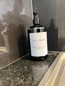 Luxury superior studio Roysambu 2 min walk to trm mall