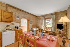 Charming Borgo Ciclamino Pool&Activities - Happy Rentals