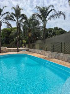 Casa de campo l Acesso Rio l Roupa de Cama l Café da Manhã.