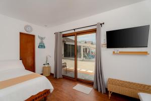 Balay Angkan Beachfront Villas Zambales