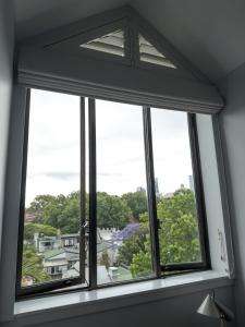 New luxury stay in the heart of Surry Hills