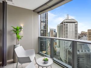 1BR Retreat- City & River Views Queens Wharf