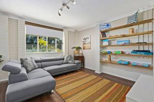 Heated Pool Fireplace Games Room and Pet Friendly