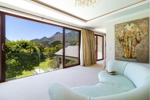 Cape Town Villa - secure estate, gym, 16m pool, rambling ground, free maid service