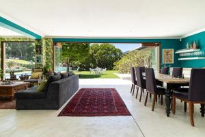 Cape Town Villa - secure estate, gym, 16m pool, rambling ground, free maid service