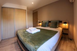 Lappart 1952 - Proxi ciné et port - Parking