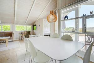 Bright House With Sea View And A Hot Tub On Als