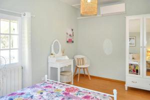 Provencal Villa With Pool Near Figanières