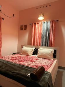 Elora cliff 3 bhk private entire cozy villa with kitchen on varkala cliff