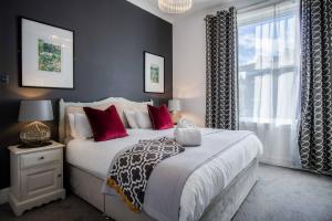 Blue Horizon Apartments at The Helaina