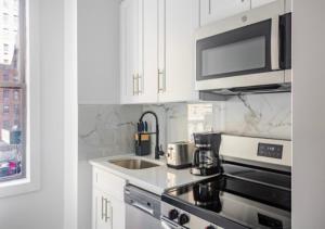 Murray Hill 2 Bed Furnished Apt