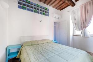 Bilocale Porto Azzurro - Goelba