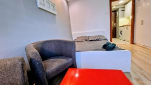 Cosy Studio in University District-Free Parking with gate!