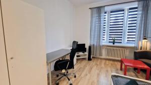 Cosy Studio in University District-Free Parking with gate!