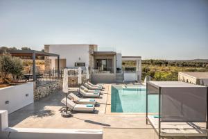 Skyline Villas, By Hellocrete