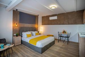 Rooftop apartment,in the heart of old town!