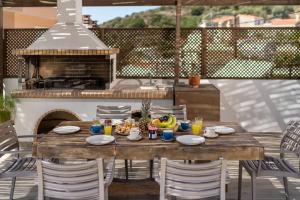 Casa Sofia Apt#2, By Hellocrete