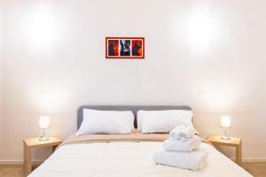 Art Apartment by Napoliapartments