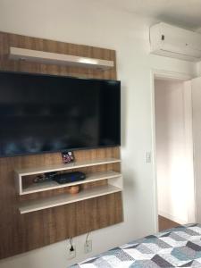 Apartamento em Santos com piscina 3km da praia