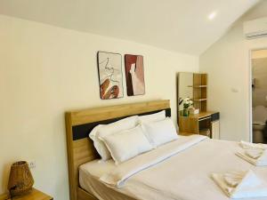 Sandline Cabin Bangtao Just 20m from the Beach