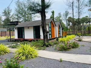 Sandline Cabin Bangtao Just 20m from the Beach