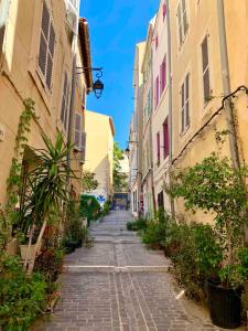 Grand T2 au coeur du Panier