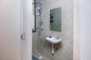 Royal suburbs by Tsavo