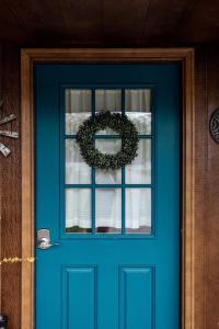 Amazing Cozy Cabin with Fireplace in Marion, Illinois