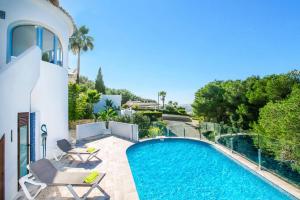 Villa Kmar by Villa Plus