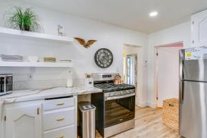 High Desert Hideaway! Pet-Friendly Susanville Apt