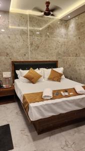 Hotel Aashray Residency Lodging And Boarding