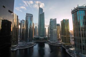 Studio at Dubai Arch 2005