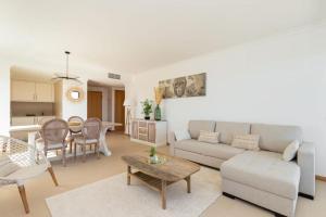 Snazzy Varandas do Castelo One Bedroom Apartment sleeps 2 persons