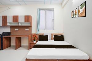 Hotel O Radha Residency