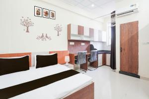 Hotel O Radha Residency