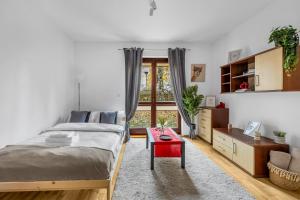 Olbrachta Garden Studio by BookingHost