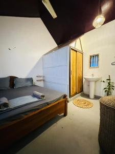 Turtle Sea Guest & Restaurants