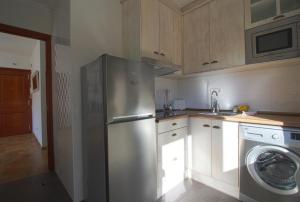 Rozando el mar en puerto calderon