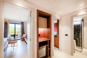 VOI Tanka Selected img43