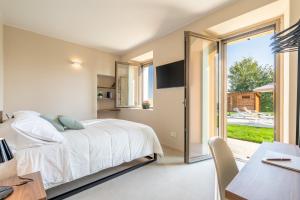 CASCINA BUZIO 12, Emma Villas