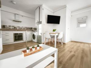 Lumineux T2 proche de la Mer avec Clim & Central