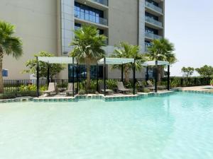 GuestReady - 2BR l City Chic in the Sky