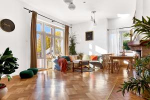 Villa Beskidzka 100 - SAUNA & BALIA z Jacuzzi Widok na góry i jezioro żywieckie