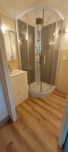 Appartement à 100 m de la plage avec parking