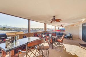 Walkable Location! Waterfront Lake Havasu Paradise