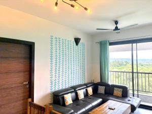 Romantic 2BHK Mangrove View Apartment - Private Stay for Couples and Families in Candolim