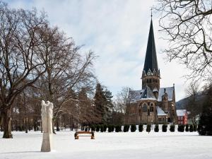 Bright apartment in Thale with terrace