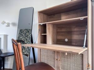 Charming Montmartre Maisonette