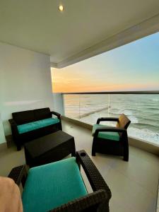 Apartamento Tres habitaciones frente al mar