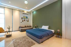 Ellie House Phuket Old Town